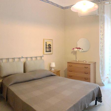 Apartment For 2 In Catania, B&B Le Voci Del Mercato 外观 照片