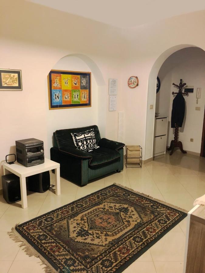 Apartment For 2 In Catania, B&B Le Voci Del Mercato 外观 照片